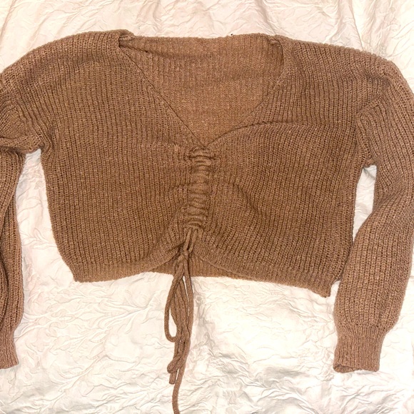 Crop top tie sweater - Picture 2 of 3